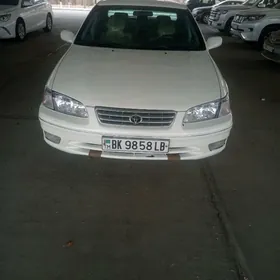 Toyota Camry 1998