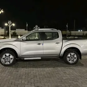 Nissan Navara 2024