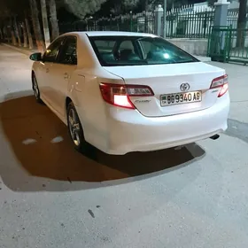 Toyota Camry 2013