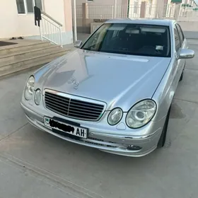 Mercedes-Benz E320 2003