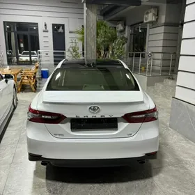 Toyota Camry 2022