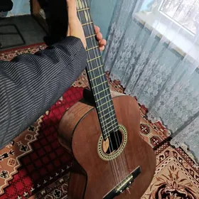 gitar klasik