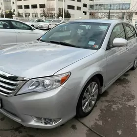 Toyota Avalon 2011
