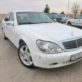 Mercedes-Benz S-Class 2001