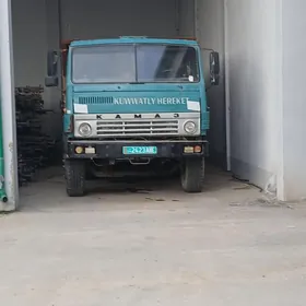 Kamaz 5320 1990