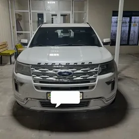 Ford Explorer 2018