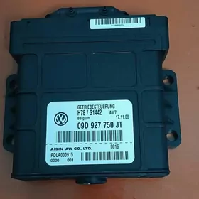 AUDI Q7--- Wolkswaqen