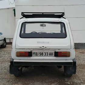 Lada Niva 1981