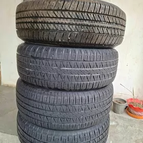 Teker 265/65/R17 Gowy ýagdaýda