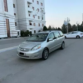 Toyota Sienna 2007