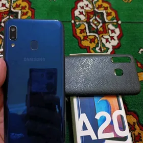 Samsung A20