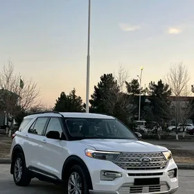 Ford Explorer 2022