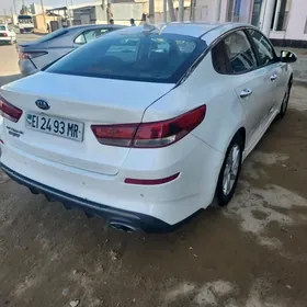 Kia Optima 2019