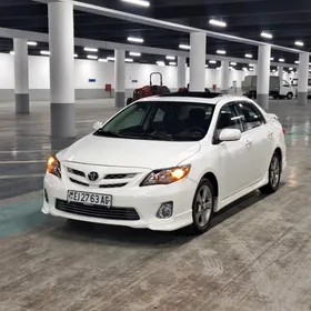 Toyota Corolla 2012