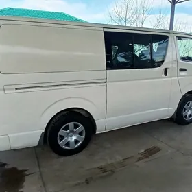 Toyota Hiace 2008