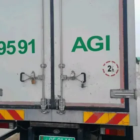 Mitsubishi Canter 2014