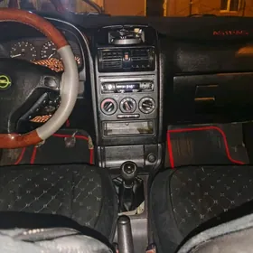 Opel Astra 1999