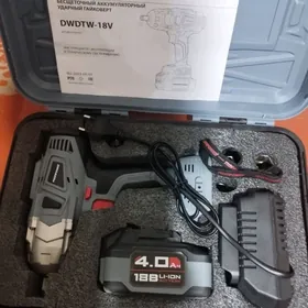 УДАРНИЙ ГАЙКОВЕРТ