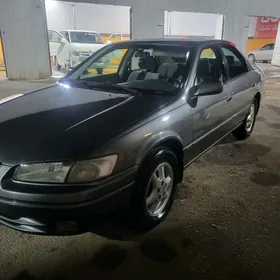 Toyota Camry 1997