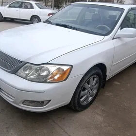 Toyota Avalon 2001