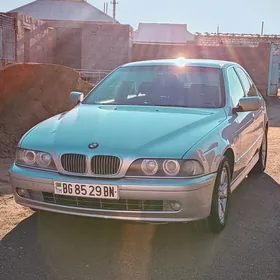 BMW E39 2002