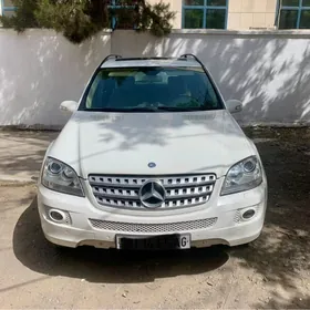 Mercedes-Benz ML350 2008