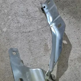 Ford Explorer kapot petle