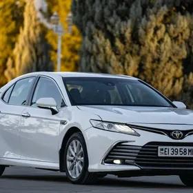 Toyota Camry 2020