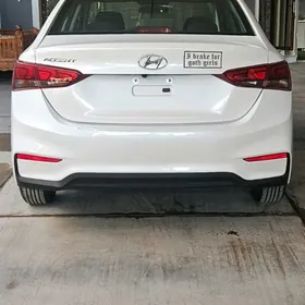Hyundai Accent 2022