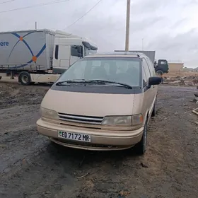 Toyota Previa 1992