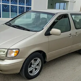 Toyota Sienna 2000