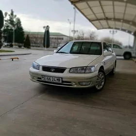 Toyota Camry 2000