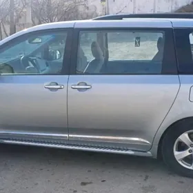 Toyota Sienna 2015