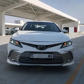 Toyota Camry 2022
