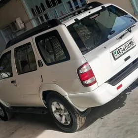 Nissan Pathfinder 2003