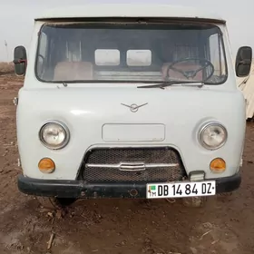 UAZ Profi 1983
