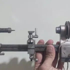 Mini tokarnyý stanok