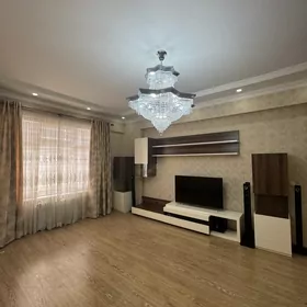 Arenda Gurtly 4 kom full