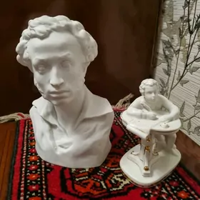 Статуэтка Пушкин