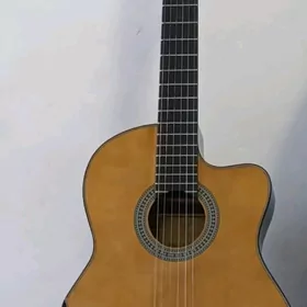 Klassic Gitara