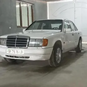 Mercedes-Benz 230E 1991