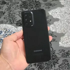 Samsung A33. 8/128. wetnam