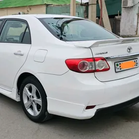 Toyota Corolla 2012
