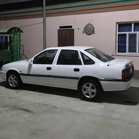 Opel Vectra 1990