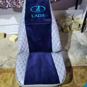 LADA Çehol