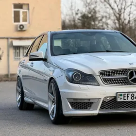 Mercedes-Benz C300 2010