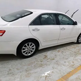 Toyota Camry 2011