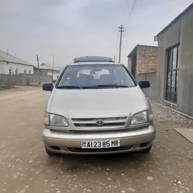Toyota Sienna 2000