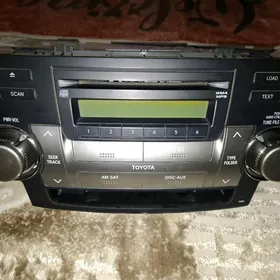 Toyota Highlander магнитофон