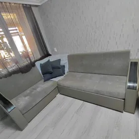 угловой диван и кресла